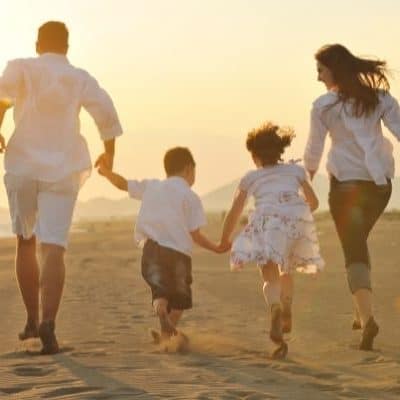 family running together